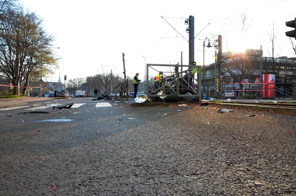 VU Koeln Lindenthal Zuelpischerstr Universitaetstr P109.JPG - Miklos Laubert